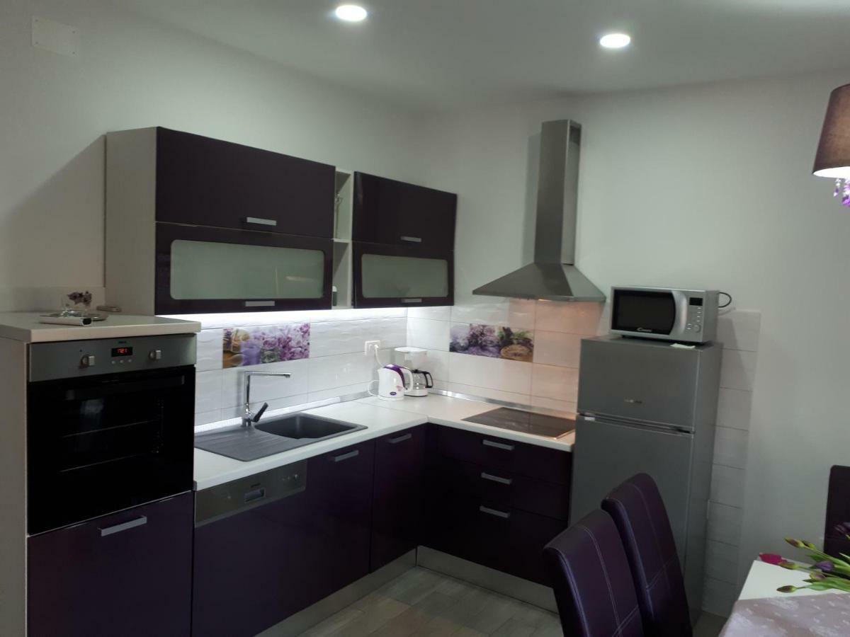 Apartment Vedran Kaštela Εξωτερικό φωτογραφία